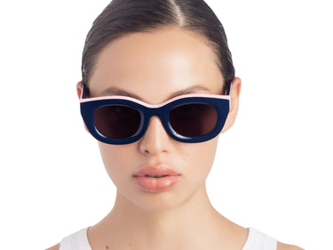 Sunglasses Poseidon Blue & Orchid Pink Model view, Grey lenses